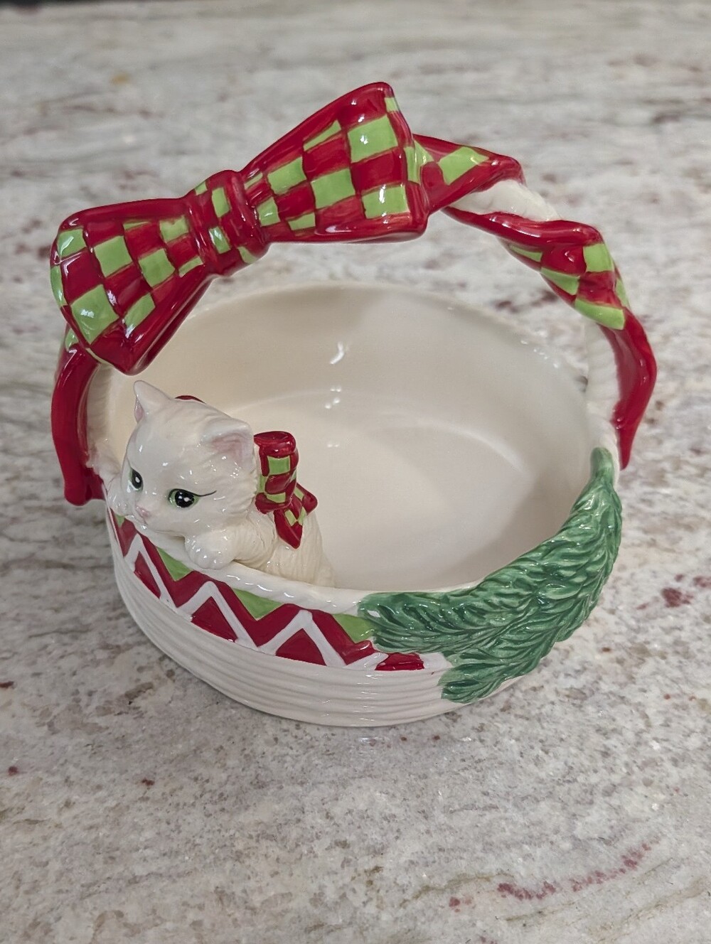 Candy Dish Fitz and Floyd Yuletide Kitten White Red Green Ceramic Basket EUC